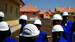 Cartierul Recea construit pentru localnicii strămutaţi din Roşia Montană a fost inaugurat