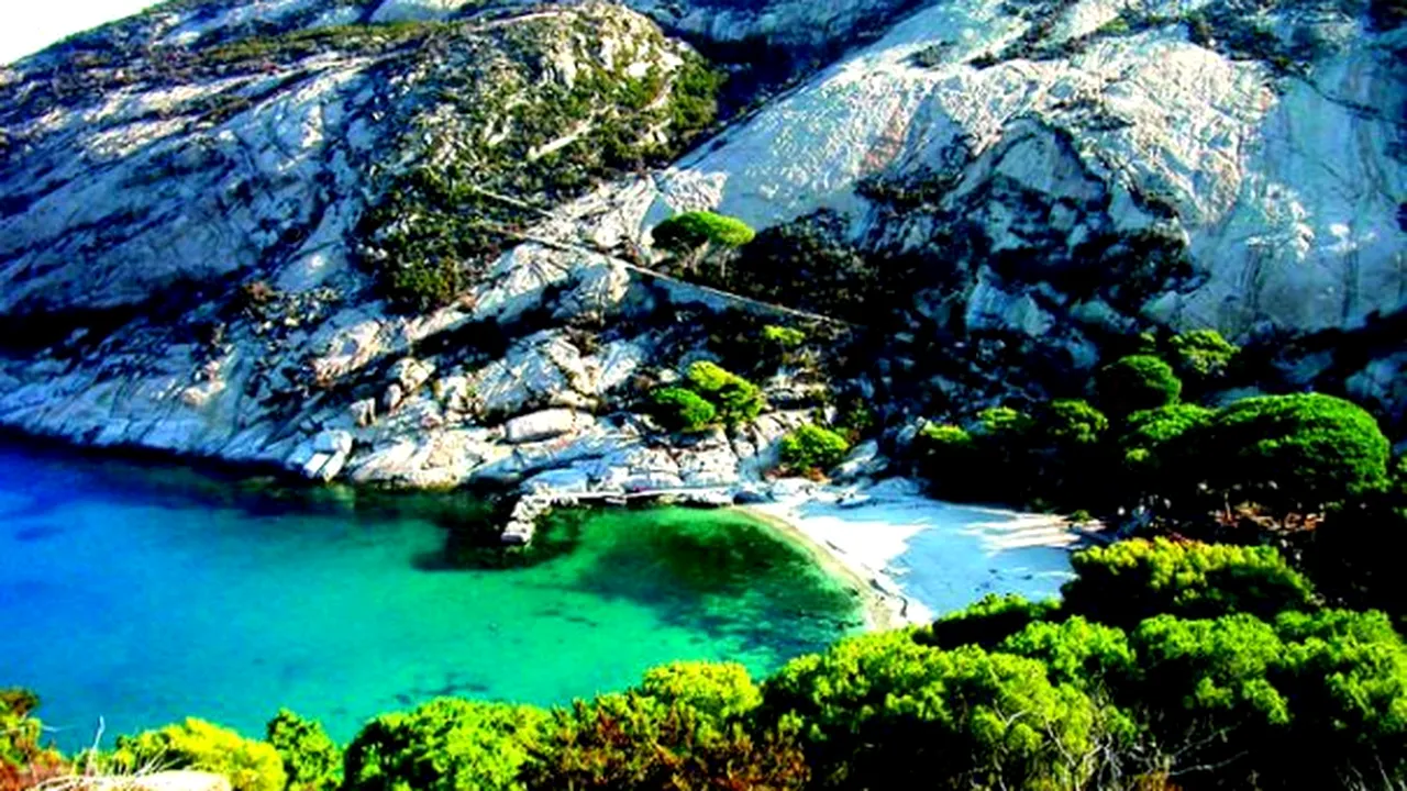 Cea mai misterioasă insulă din Mediterană: doar 1.000 de oameni au voie să o viziteze anual