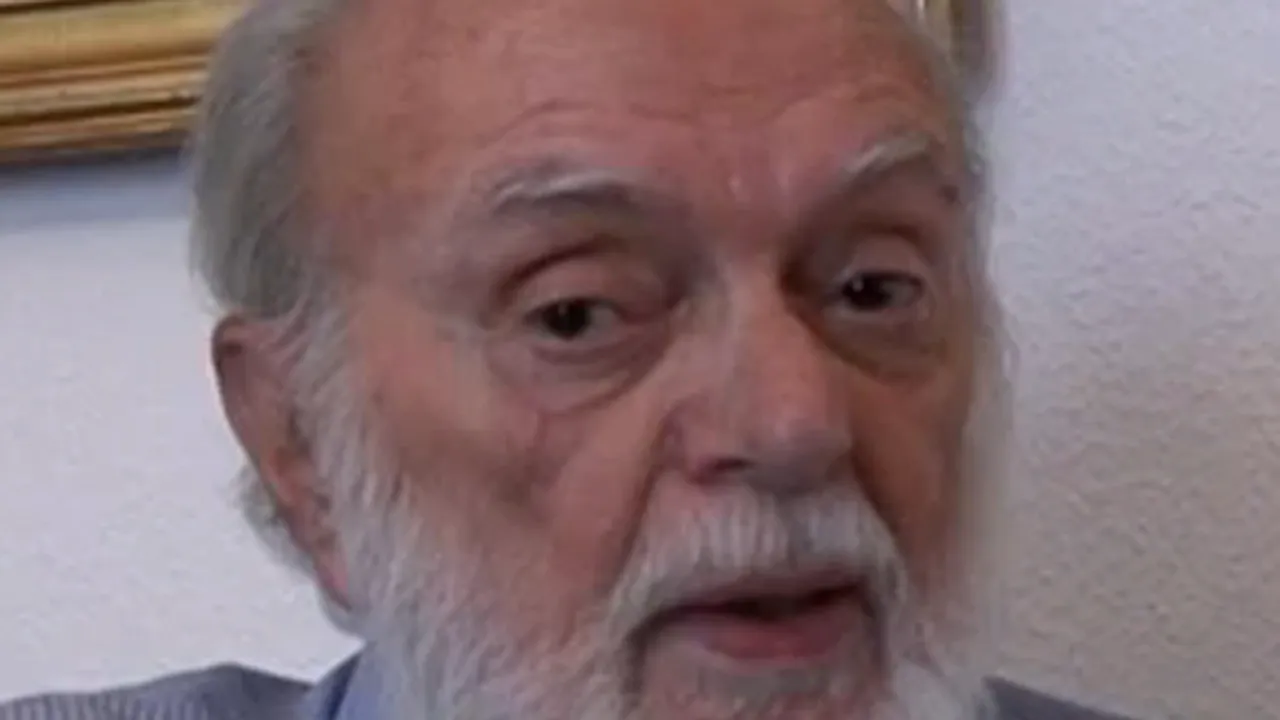 Jurnalistul şi scriitorul Nicolae Stroescu Stînişoară a murit la vârsta de 88 de ani