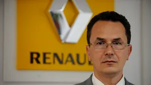 El este cel mai puternic director financiar din România: La 45 de ani are pe mână 5,1 miliarde de euro
