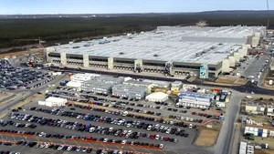 Tesla sfidează industria auto germană. Compania americană vrea să aibă cea mai mare uzină din Europa