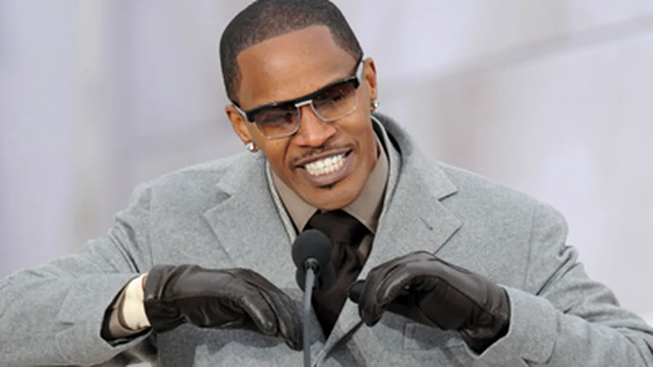 Jamie Foxx, agresat de un admirator fanatic