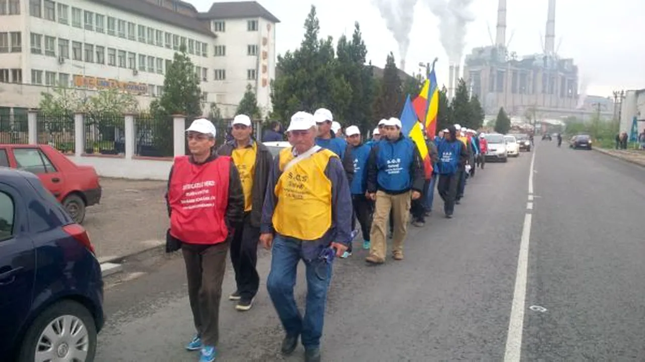 Minerii de la Rovinari: Pe unde am trecut, oamenii ne-au dat 10-20 de lei, apă şi fructe 