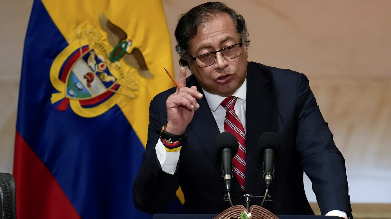 Preşedintele Columbiei, declaraţie supriză: „Cocaina nu este mai rea decât whisky-ul.  Este ilegală doar pentru că este produsă în America Latină”