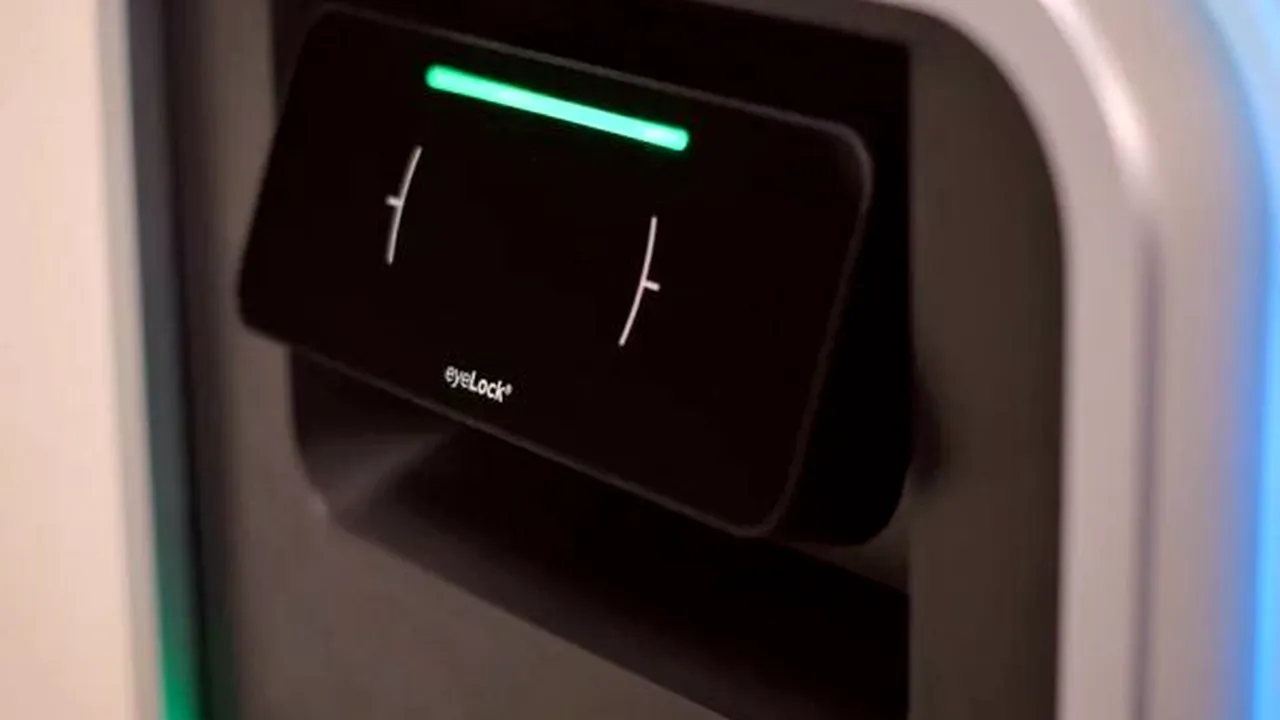  Bancomatul viitorului: Cum ne vom putea ridica banii fără a folosi niciun fel de card - VIDEO