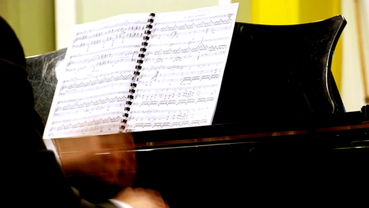 Record Guinness: Cel mai lung recital la pian