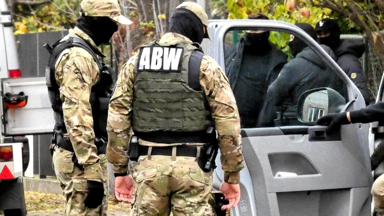Şase indivizi suspectaţi de spionaj în favoarea Rusiei au fost arestaţi în Polonia