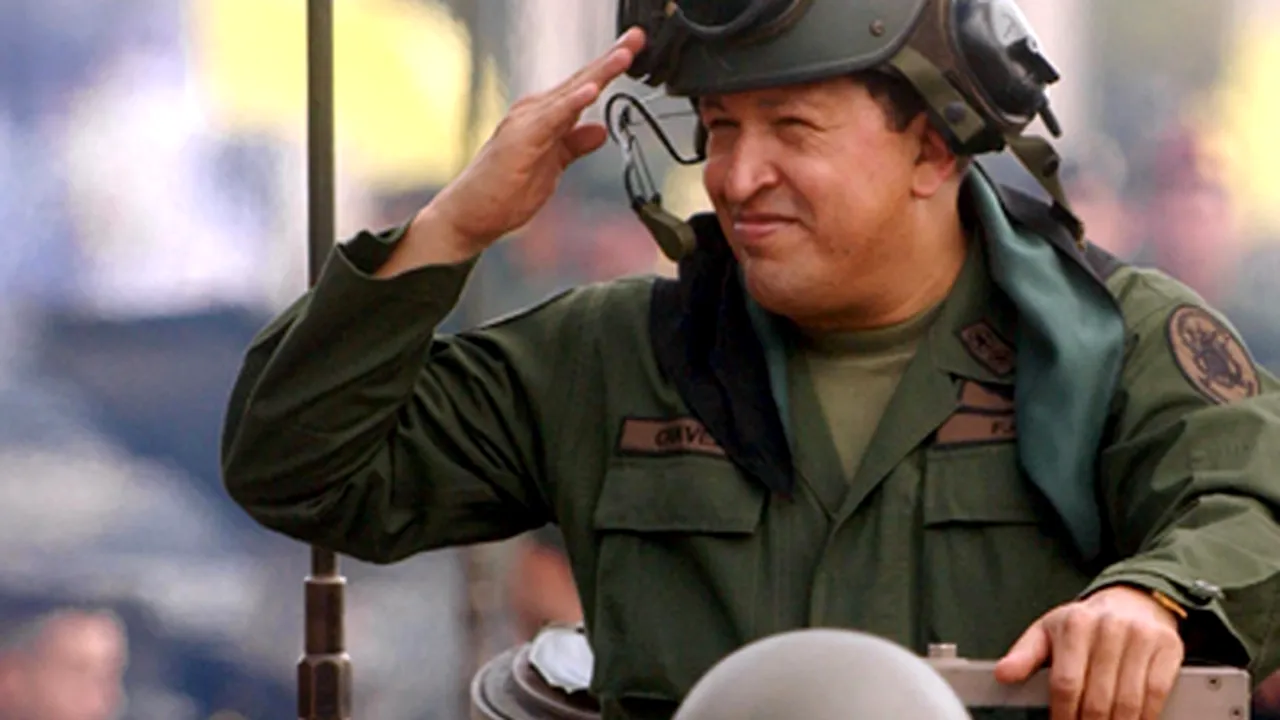 Hugo Chavez cere militarilor şi civililor să 