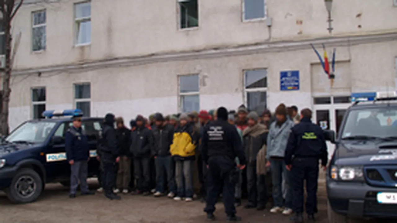 Maramureş: 41 de indieni, reţinuţi la graniţa cu Ucraina