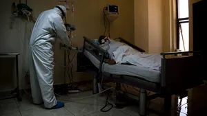 Situaţia ventilatoarelor în spitalele din România. 220 sunt defecte, 8 au fost reparate. Câte trebuie să sosească 