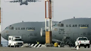 Acordul privind baza militară americană din Kîrgîzstan, extins pentru încă un an
