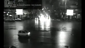 Imagini din timpul răpirii hoţilor de către gărzile de corp ale lui Becali