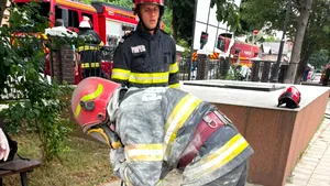 Incendiu la Centrul de Plasament din Pașcani: Degajări mari de fum, pompierii intervin pentru stingerea focului