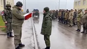 Rusia îi bagă în sperieţi pe cei care refuză încorporarea

