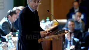 Vicepreşedintele FIFA şi UEFA, Angel Maria Villar: Îmi place foarte mult România şi fotbalul care se practică aici