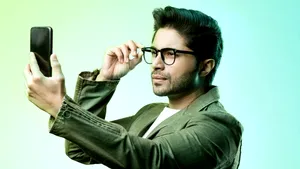 [Dis]connected, jocul video care poate fi jucat la serviciu, e lansat de către Kaspersky