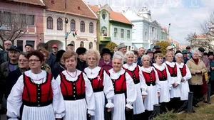 APCE consideră că autonomia teritorială poate contribui la protejarea drepturilor minorităţilor