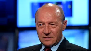 Traian Băsescu nu poate schimba numele partidului
