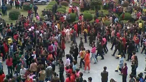 O manifestaţie degenerează în sudul Chinei, după intervenţia violentă a poliţiei - FOTO