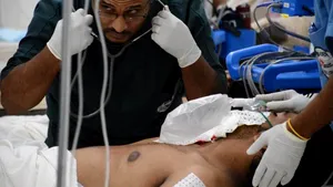 Cel puţin 11 morţi, în urma unui atac aerian asupra unui spital din Yemen - FOTO