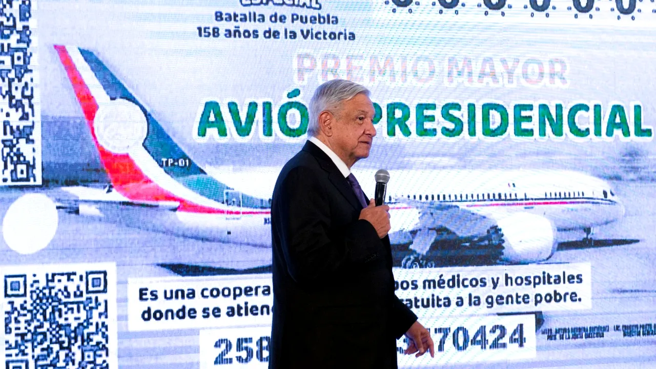Premiu neobişnuit la loto. Preşedintele Mexicului îşi oferă avionul: motivul din spatele gestului