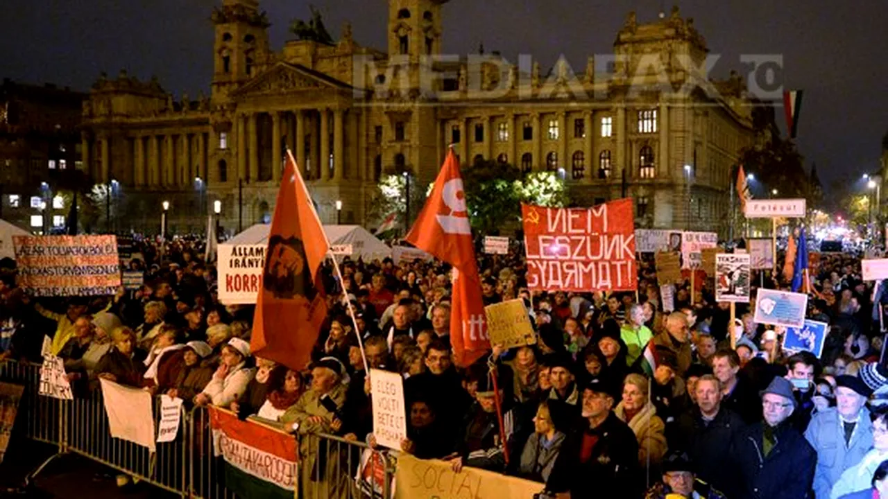 Zeci de mii de persoane au manifestat la Budapesta împotriva lui Viktor Orban