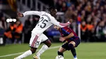 Real Madrid câștigă El Clásico pe terenul Barcelonei, cu o dublă a lui Mbappé. Mourinho: „Nu jucăm pentru a câștiga pe Camp Nou, ci campionatul”