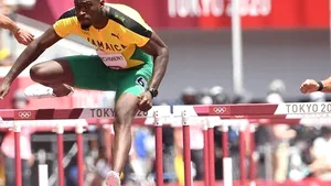 Surpriză la proba de 110 m garduri. Jamaicanul Hansle Parchment l-a învins pe favoritul probei, americanul Grant Holloway