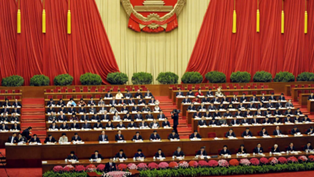 Demnitarii chinezi, obligaţi să-şi declare averile