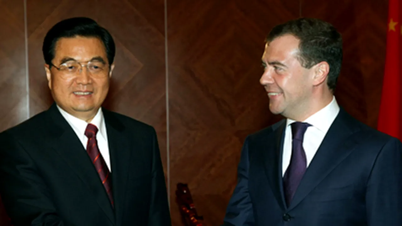 Medvedev: Rusia şi China trebuie să-şi sincronizeze politica externă