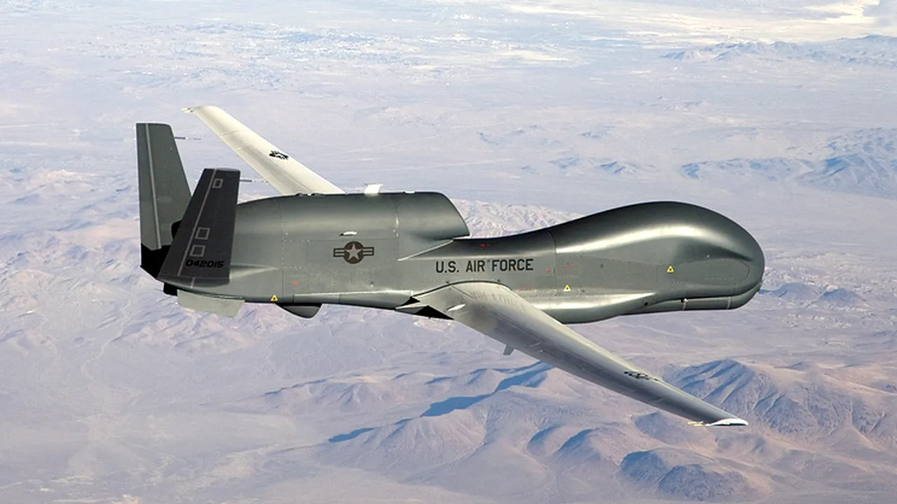 Armata rusă a detectat o dronă militară americană de gabarit mare deasupra Mării Negre