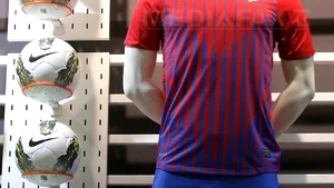 Steaua şi-a prezentat echipamentul de joc, inspirat din construcţia Burj Kalifa din Dubai