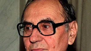 Ștefan Augustin Doinaș - mistrețul cu colți de argint care a învins moartea prin iubire și cuvânt