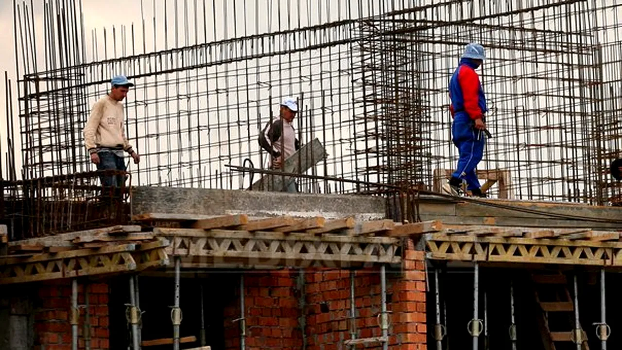 Francezii caută români pe care să-i angajeze. Vezi în ce condiţii poţi lucra în Franţa