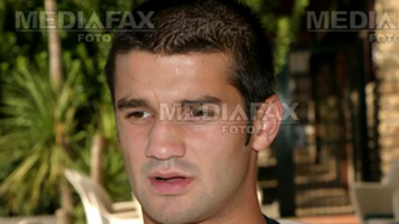 AS: Real Madrid a anunţat clubul AS Roma că renunţă la Chivu