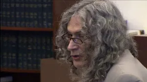 Rodney Alcala, ucigaşul în serie cunoscut drept „Dating Game Killer”, a murit 