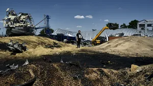 România denunţă atacurile 