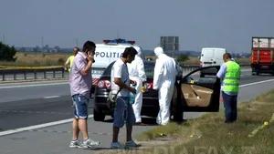 Jaful armat de pe A1: Mascaţii arătau ca o echipă de poliţişti. Există un martor care a sunat la 112