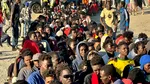 Sute de migranți protestează în Ceuta și cer azil: „Nu vrem să ne întoarcem în Maroc”