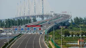 CEL MAI LUNG POD de cabluri din lume, de 10 kilometri, a fost inaugurat în China - FOTO