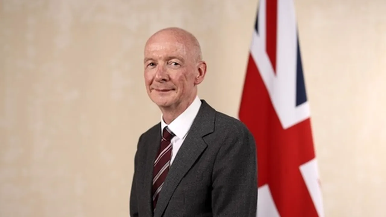 Avertismentul unui oficial britanic: Rusia este „agresivă” în domeniul cibernetic şi reprezintă o ameninţare la adresa NATO