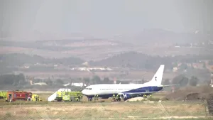 Avionul avariat a ATERIZAT în siguranţă pe Aeroportul Ben Gurion din Tel Aviv/ Pasagerii, traumatizaţi de incident