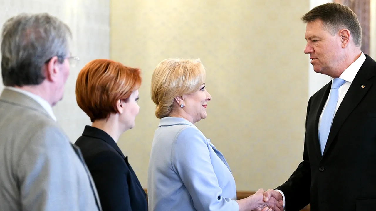 Judecătorii CCR au rămas în pronunţare pe sesizarea unui conflictul juridic între Preşedinţie şi Guvern