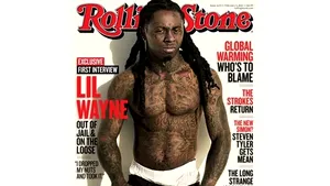 Lil Wayne îşi expune bustul acoperit cu tatuaje pe coperta 
