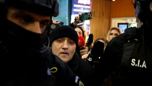 „Pe președintele Georgescu îl susțin”. Prima declarație a lui Horațiu Potra, la sosirea în țară sub escortă