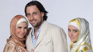Alina Chivulescu, Sabina Posea, Denis Ştefan şi Cătălin Căţoiu, în telenovela 