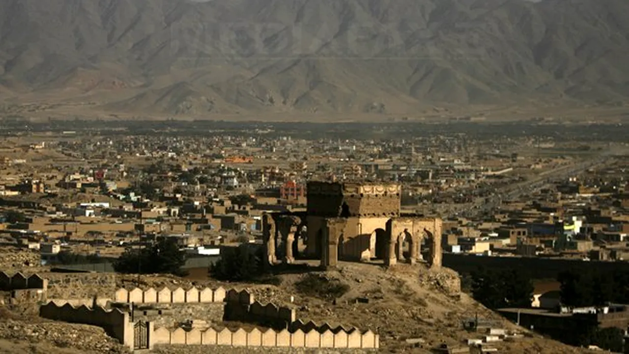 ATAC SINUCIGAŞ în apropiere de aeroportul din Kabul: Şapte oameni au murit