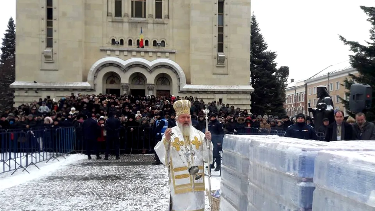 Mitropolitul Clujului, de Bobotează, apel ca românii plecaţi în străinătate să se întoarcă acasă  | GALERIE FOTO