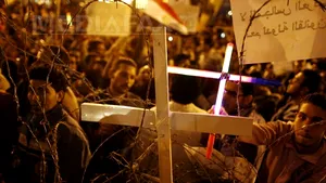 Confruntări între copţi şi musulmani la Cairo. Zece persoane au fost ucise - FOTO