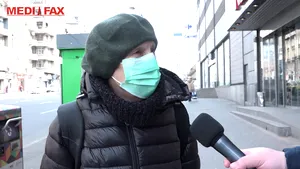 Încrederea oamenilor e şi mai greu de câştigat în vremuri grele. Dezamăgiţi de autorităţi, românii îşi pun speranţa în medici şi salvarea divină